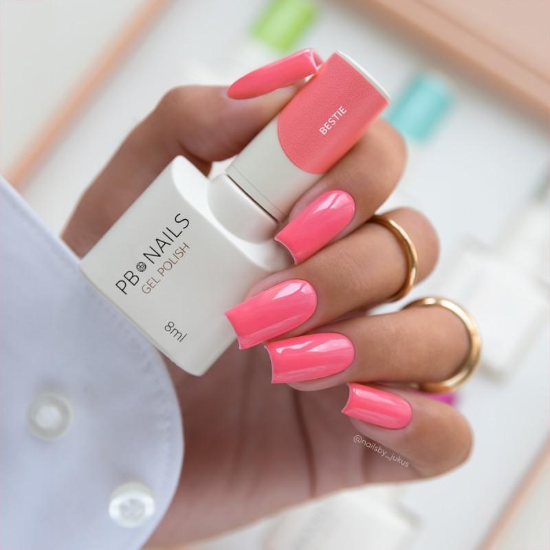 Trwałość manicure hybrydowego