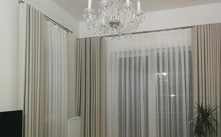 Wybór tkanin na panele firanowe