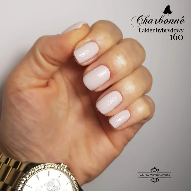 Czy długie paznokcie są niezbędne do hybrydy? Odkrywamy prawdę!