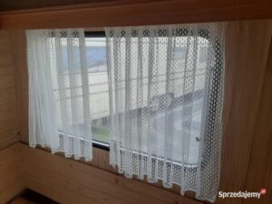 Praktyczny przewodnik: jak uszyć firanki do kampera krok po kroku