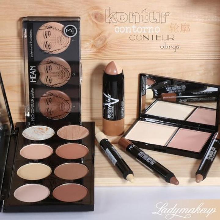 Odkryj najlepsze kosmetyki do cieniowania twarzy, które zachwycą każdą makijażystkę