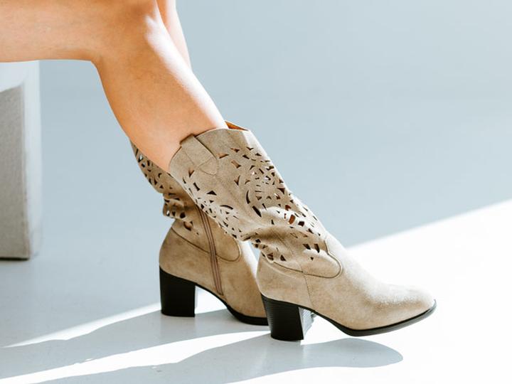 Eleganckie buty na specjalne okazje