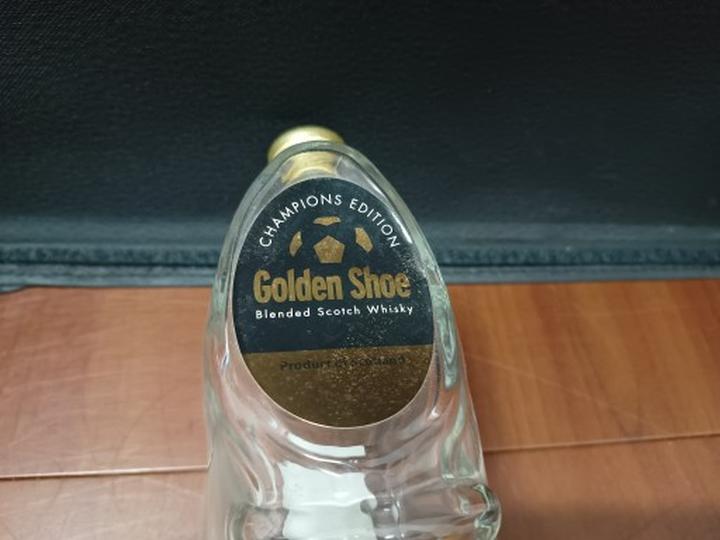 Różnice rozmiarówki marek butów piłkarskich