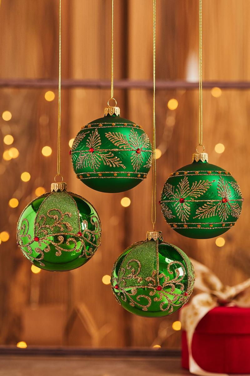 Szycie ozdób na choinkę