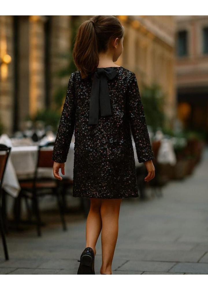 Kreatywny przewodnik: Jak uszyć prostą sukienkę dla dziewczynki krok po kroku