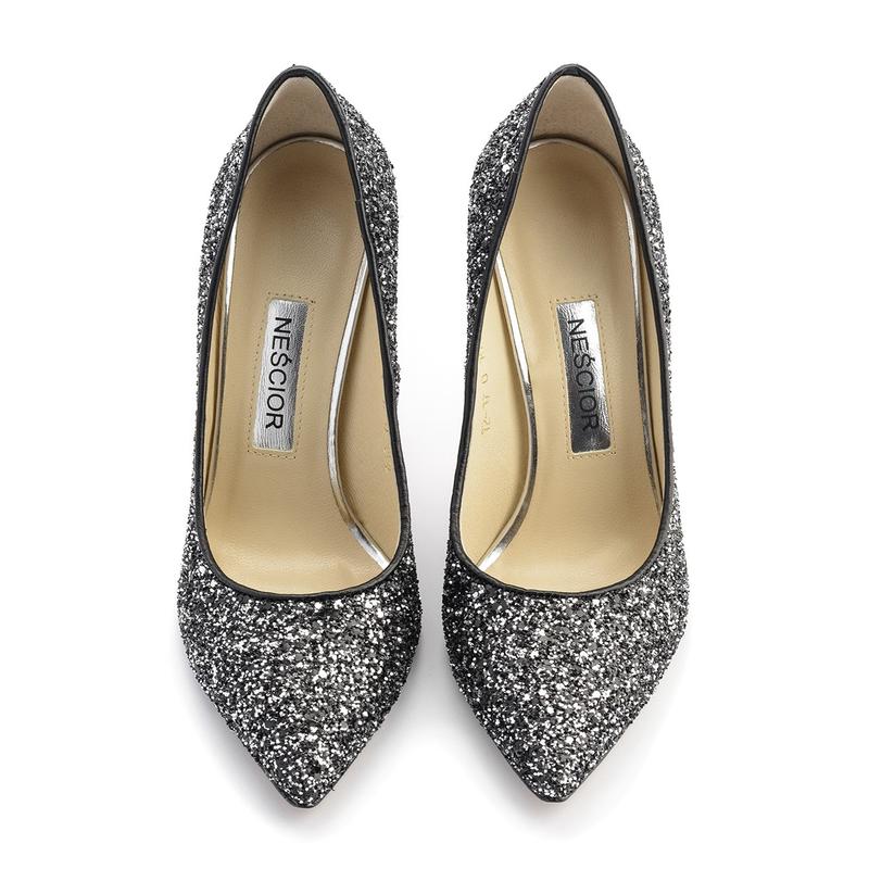 Materiały i narzędzia do klejenia butów