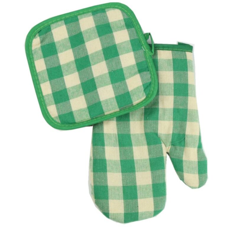 Przewodnik krok po kroku: jak uszyć rękawicę kuchenną ręcznie z łatwością