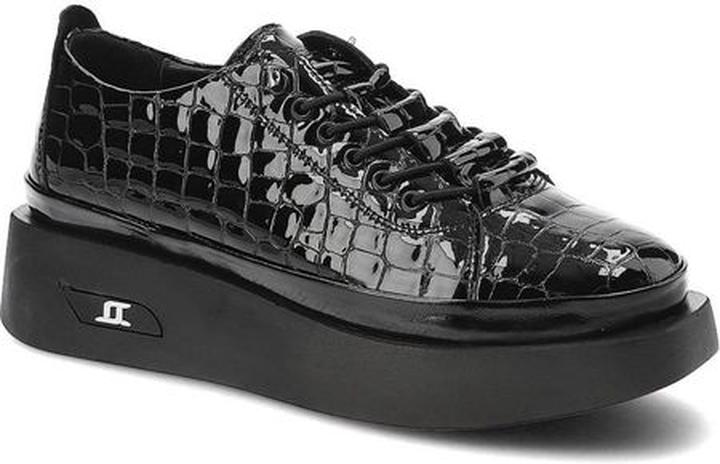 Historia i tradycje weneckiego obuwia