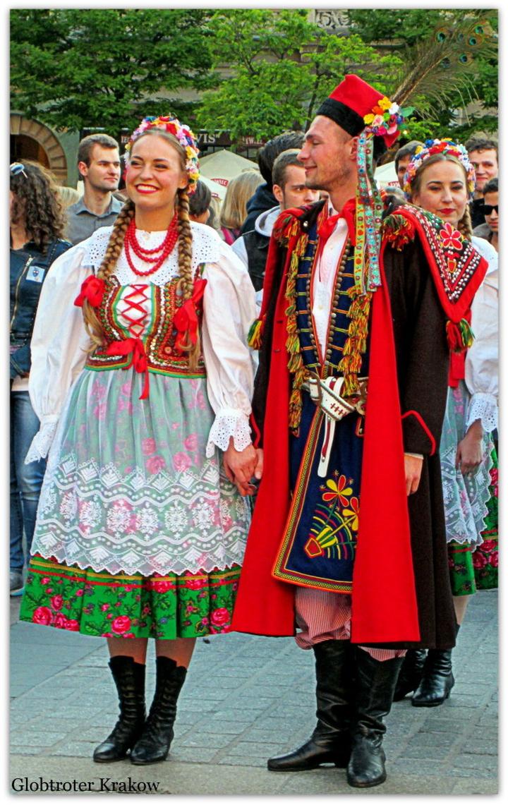 Materiały i narzędzia do stroju krakowskiego