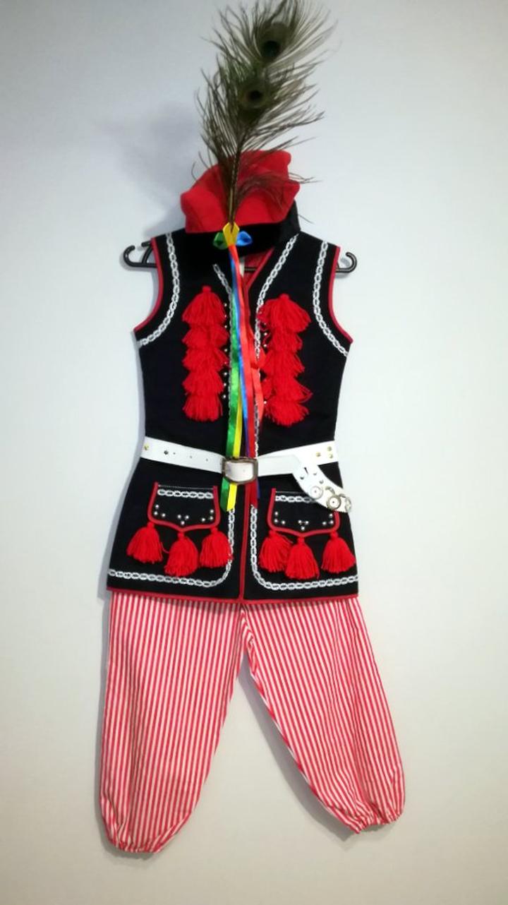 Szycie stroju krakowskiego krok po kroku