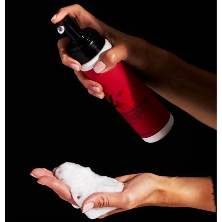 Jak dopasować ubrania w rozmiarze 42 do swojej sylwetki?