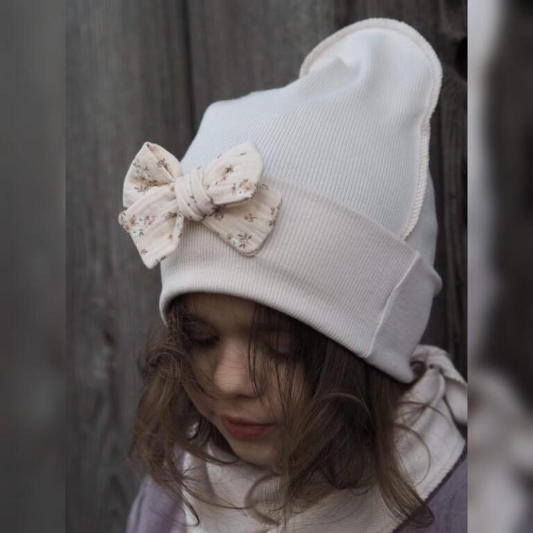 Jak samodzielnie uszyć czapkę z kokardą – poradnik krok po kroku