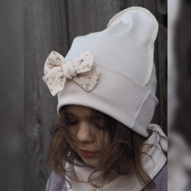 Jak samodzielnie uszyć czapkę z kokardą – poradnik krok po kroku