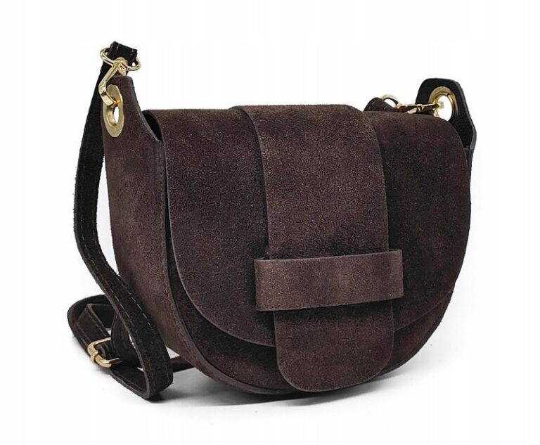 Jaka torebka idealnie skomponuje się z brązowymi butami?