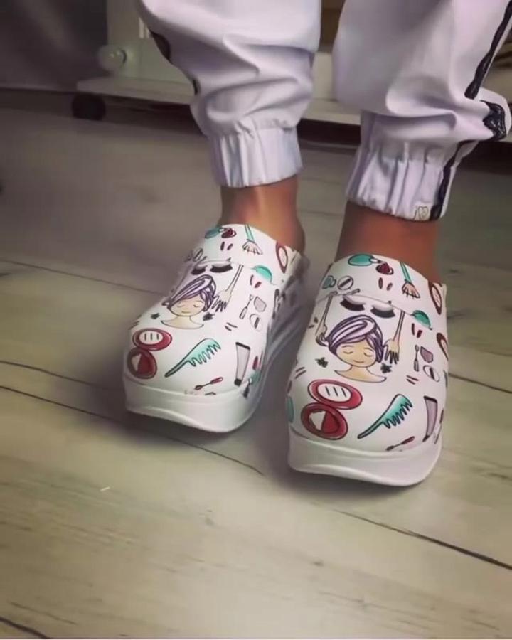 Wybór idealnych butów dla fryzjerki: komfort i styl w jednym