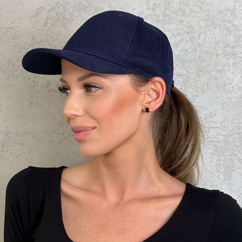 Szycie czapki z daszkiem